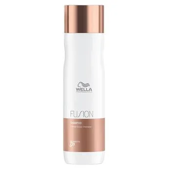 Sampon pentru parul deteriorat Care Fusion, 250ml, Wella Professionals